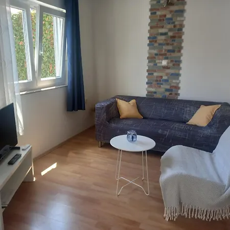 Iris I Ana קריקווניצה