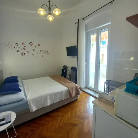 Iris I Ana Apartament Crikvenica